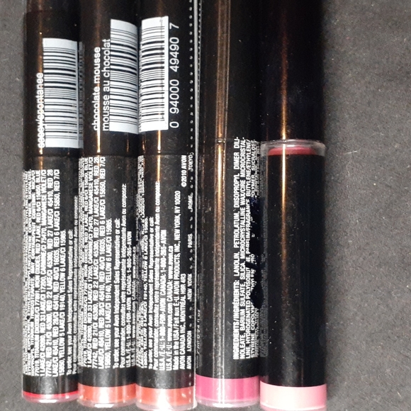 AVON Smooth velvet lip color - Picture 2 of 4